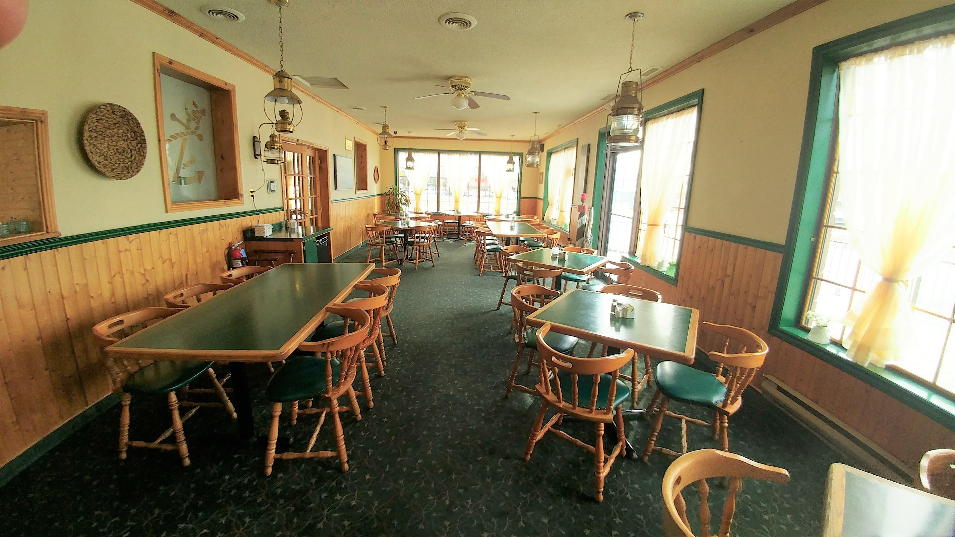 Quality Inn & Suites 1000 Islands Гананок Екстериор снимка
